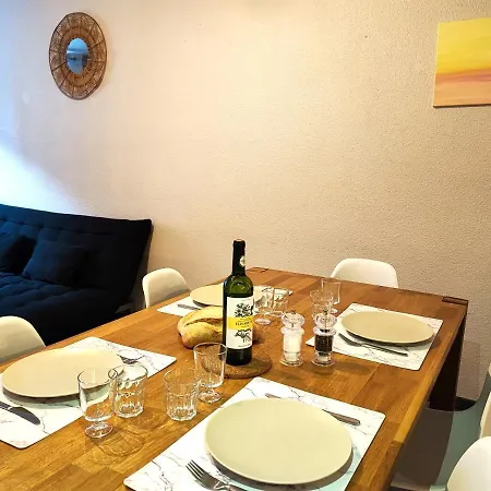 Le Bokeh - Face A La Cite Medievale