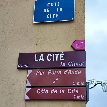 Le Bokeh - Face à La Cité Médiévale Appartement *