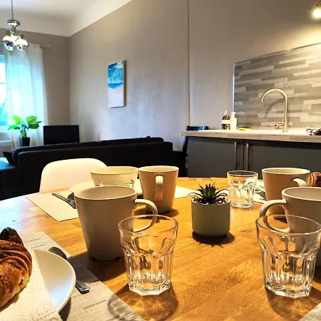 Le Bokeh - Face A La Cite Medievale Apartmán