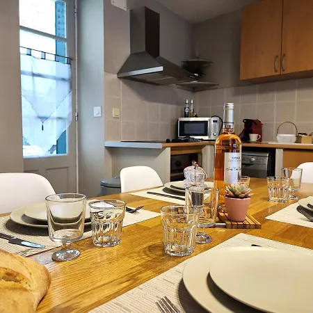 Le Bokeh - Face A La Cite Medievale * Καρκασόν