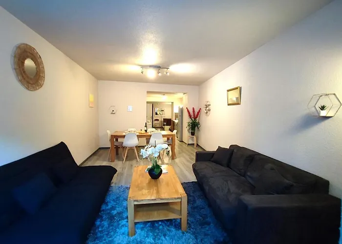 Le Bokeh - Face A La Cite Medievale