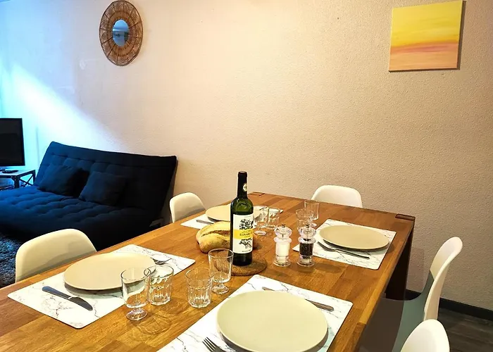 Le Bokeh - Face A La Cite Medievale