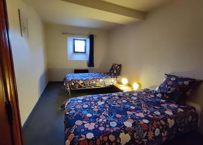 Le Bokeh - Face A La Cite Medievale *