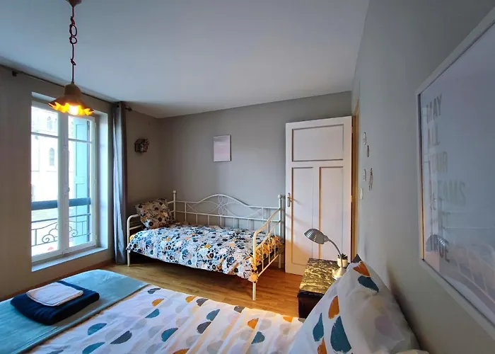 Le Bokeh - Face A La Cite Medievale * Carcassonne