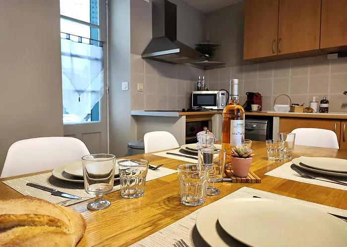 Le Bokeh - Face A La Cite Medievale * Carcassonne